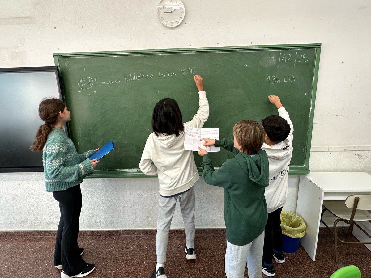 escola_itaca's tweet photo. 🎅✨ Avui celebrem Sant Nicolau!
Un dia molt especial a l’escola, on els nens i nenes de 6è es converteixen en mestres per unes hores. 👩🏫👨🏫
Han preparat activitats, contes, jocs… per a tots els cursos.
💛 #SantNicolau #6èitaca #AprenemJunts #TradicionsEscola https://t.co/1v3gEkGpLW