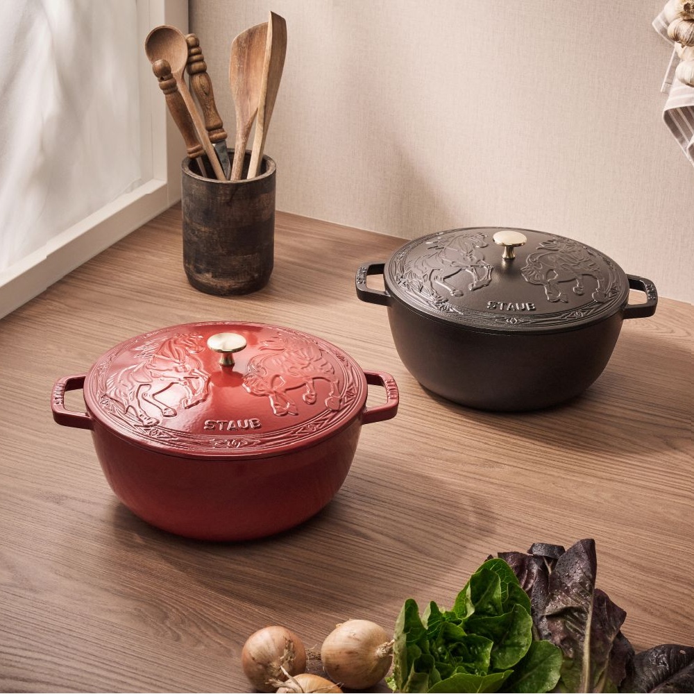 staub　ブタサン鍋 staub ブタサン鍋 staub ブタサン鍋 ストウブをお買い求めなら
