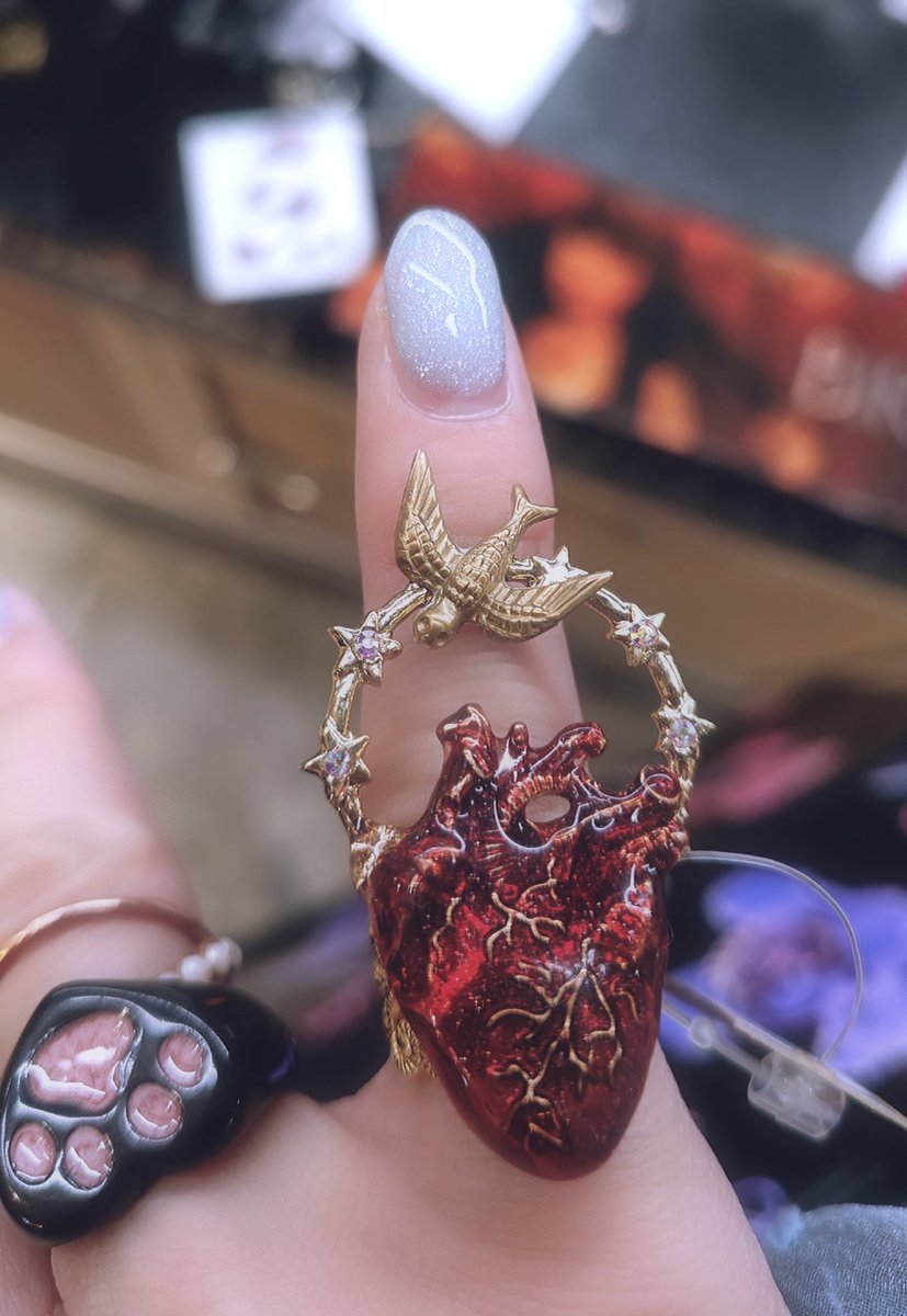 かっこいい〜〜
中二病卒業してなかったのかもしれん