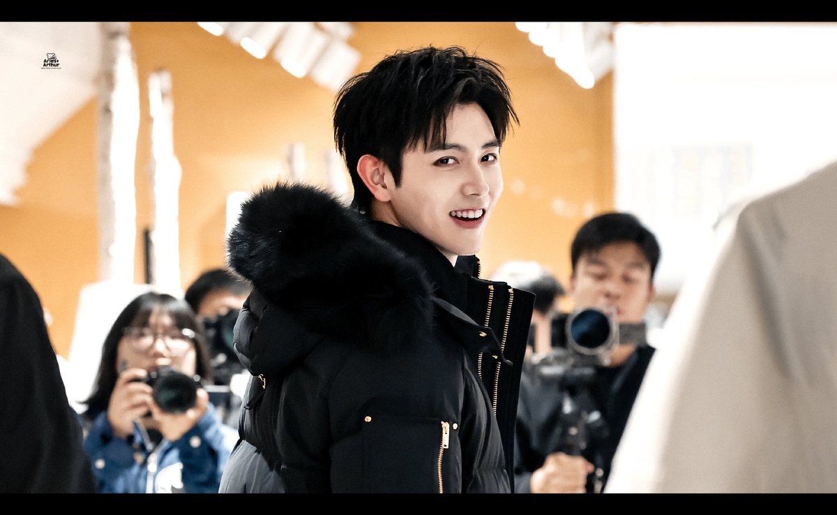 PrincessJINGYI's tweet image. Handsome #ChenFeiyu for #mooseknuckles 

©️