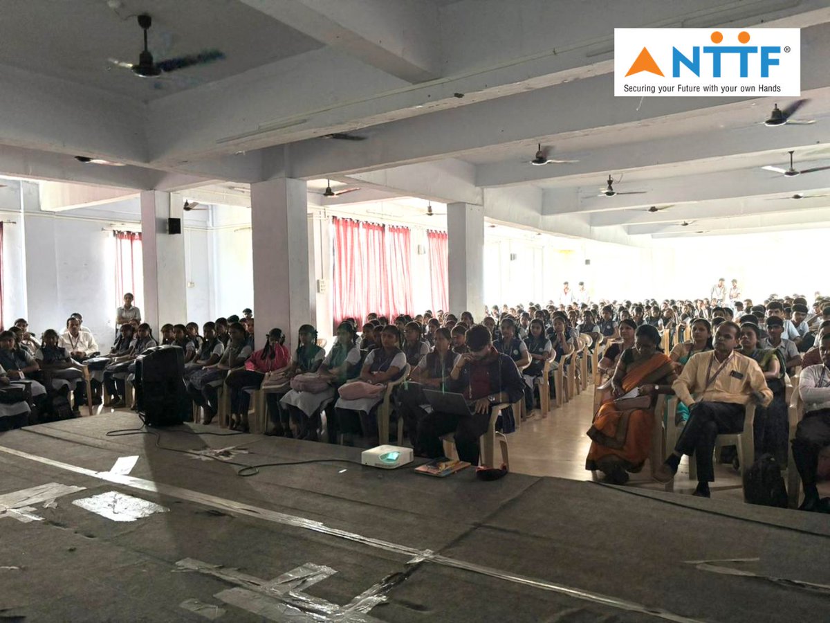 NTTFindia's tweet image. Welcoming 268 students &amp;amp; staff from New English School, Murbad at NTTF Murbad Training Centre! They explored real-time skills, hands-on learning &amp;amp; career pathways in tech education. Inspiring the skilled youth of India! #NTTF #TechnicalEducation #SkillDevelopment