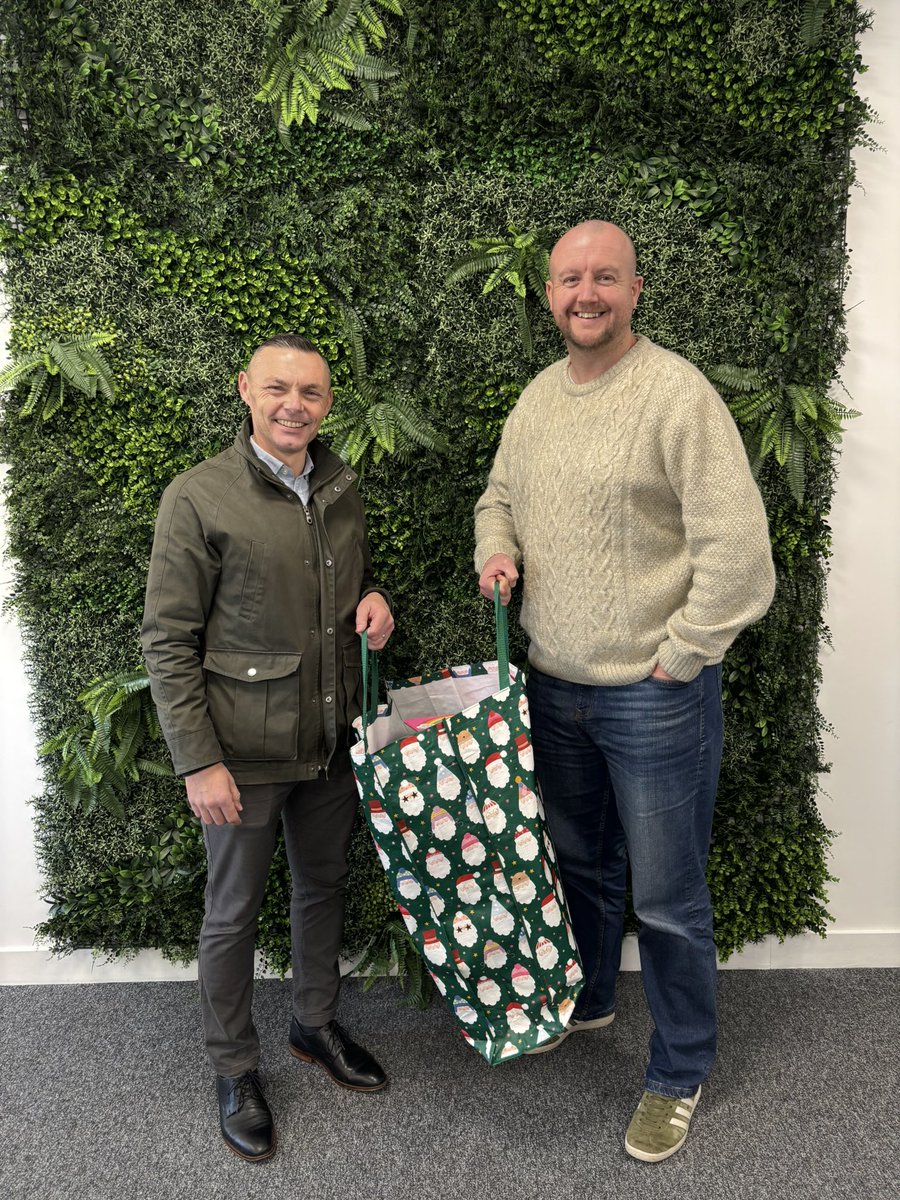 BeaumontRecover's tweet photo. A big thank you to Michael Long from MJL Law Limited for donating a huge sack full of presents towards our Christmas appeal.

It’s greatly appreciated and there will be lots of very happy children. 🎄 🎁 https://t.co/WXntNjhpRO