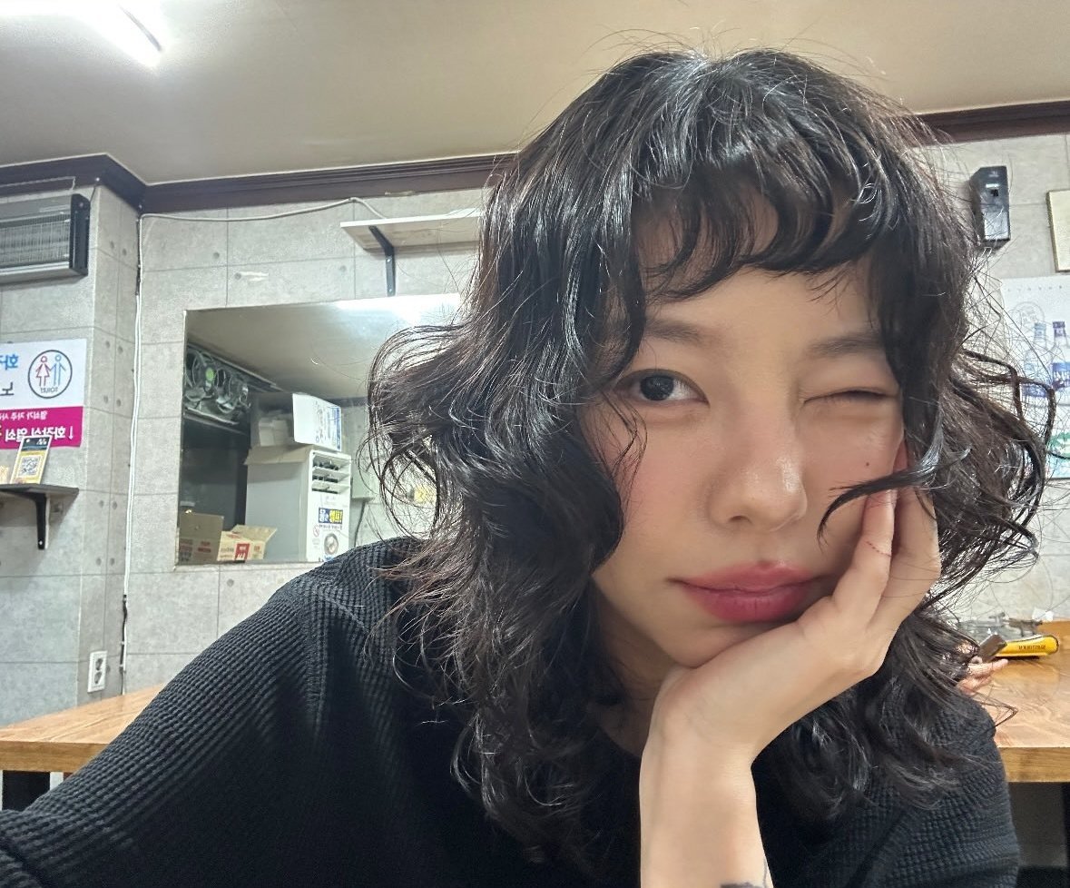 フィイン 마마무 휘인 📸] 251204 whee_inthemood IG story @WheeIn_0fficial #WHEEIN #휘인