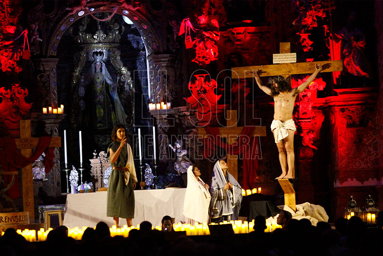 ElSoldAntequera's tweet image. 🌟 #Navidad #Antequera 📰 #Programa
👉 Aquí el programa y qué hacer en Antequera esta Navidad de 2025 desde el viernes 5 de diciembre hasta Reyes Magos.
#periodismoSOL
⤵️ Todo el programa: f.mtr.cool/claohrcsry