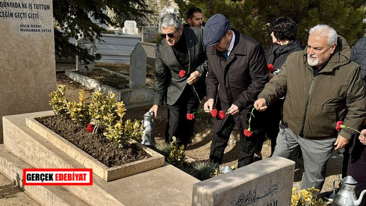 Bozlakların babası anıldı gercekedebiyat.com/haber-detay/bo… #Gercekedebiyata @Gercekedebiyata aracılığıyla