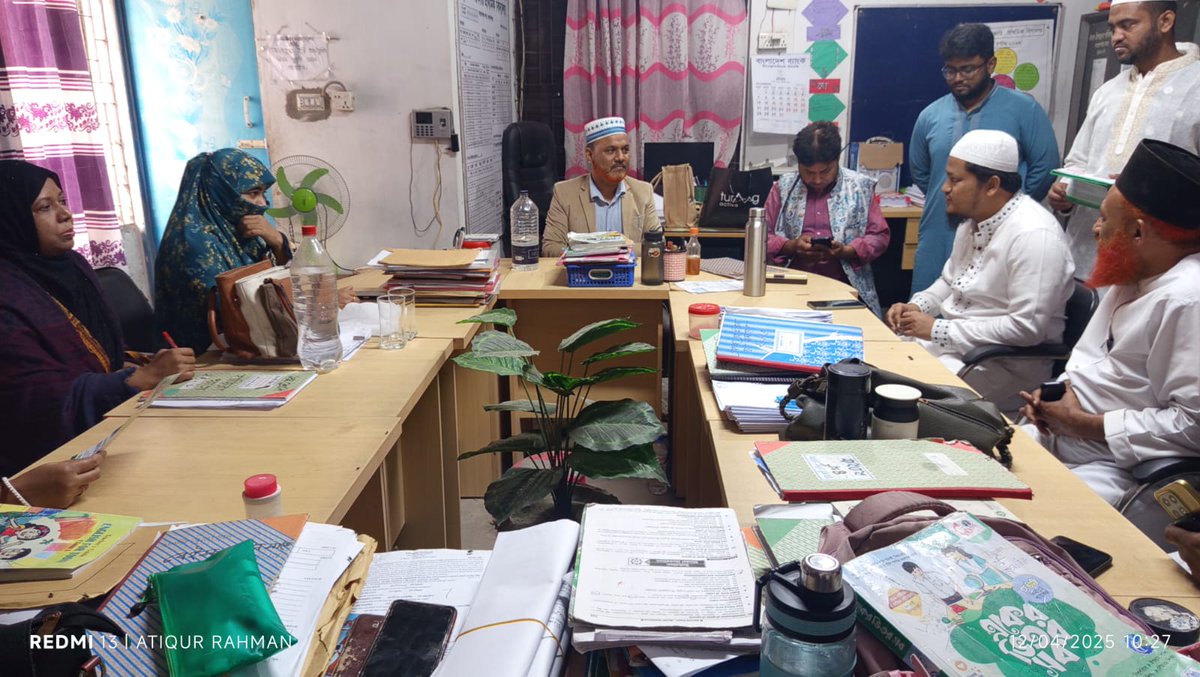 AbdulZabbarBd's tweet image. ভুইগড় সরকারী প্রাথমিক বিদ্যালয়ের শিক্ষকদের সাথে মতবিনিময় ও সৌজন্য সাক্ষাৎ করেন নারায়ণগঞ্জ ০৪ আসনের সংসদ সদস্য প্রার্থী মাওলানা আবদুর জব্বার।
#AdminPost
#abdul_zabbar
#naryangonj4
#vote_for_abdulzabbar 
#VoteForDaripalla 
#চলো_একসাথে_গড়ি_বাংলাদেশ