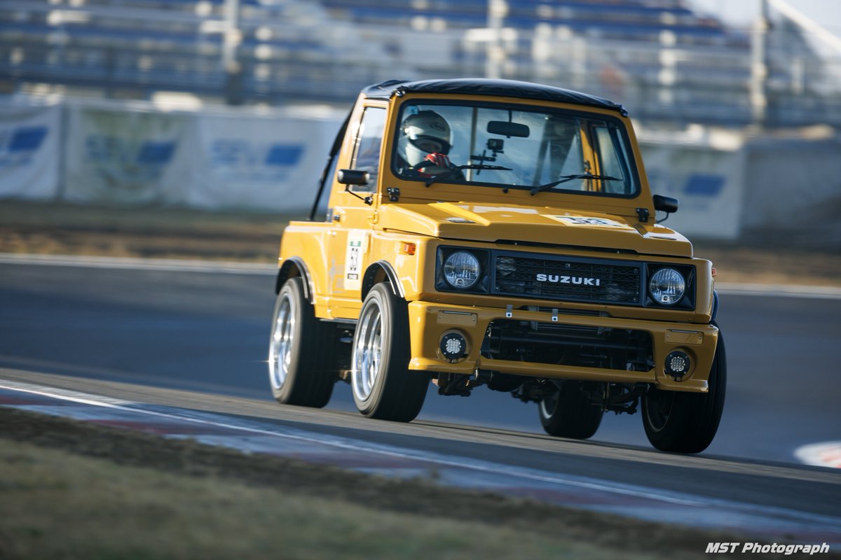 素晴らしい写真をありがとうございます！🙌 ホイール2セット共写ってて