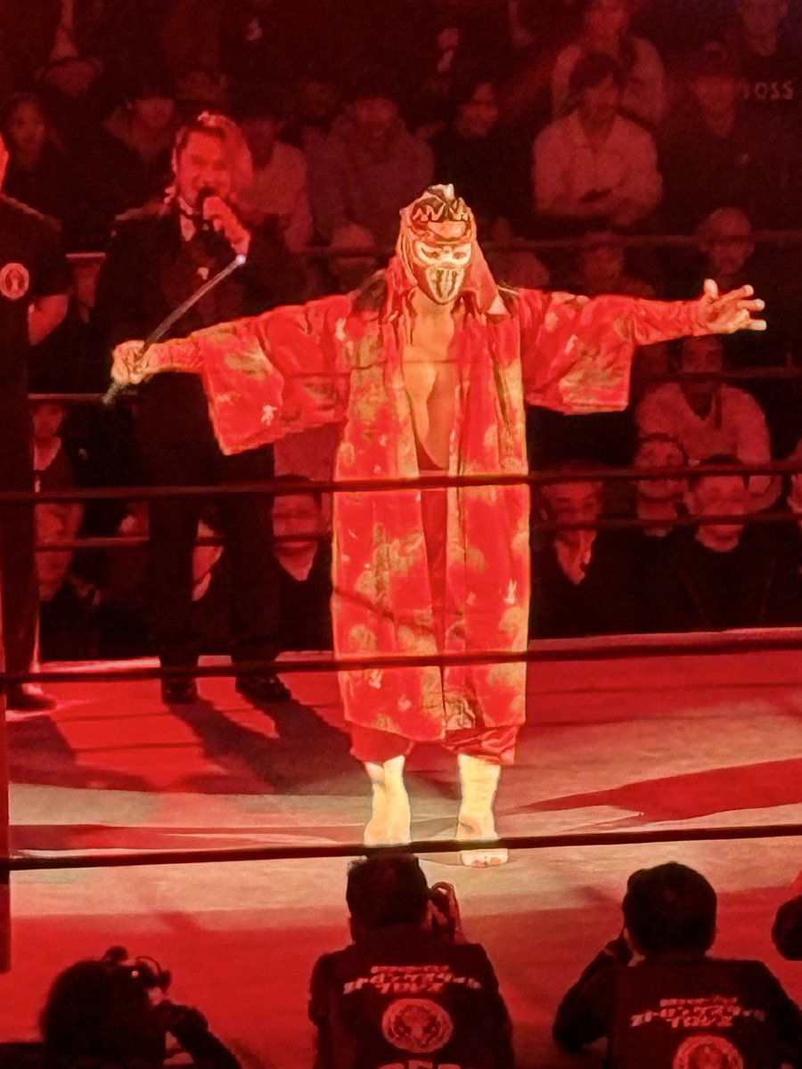 matagi_0721's tweet image. ハヤブサ。ストロングプロレスのリングに降り立った。
#SSPW
#pwzero1