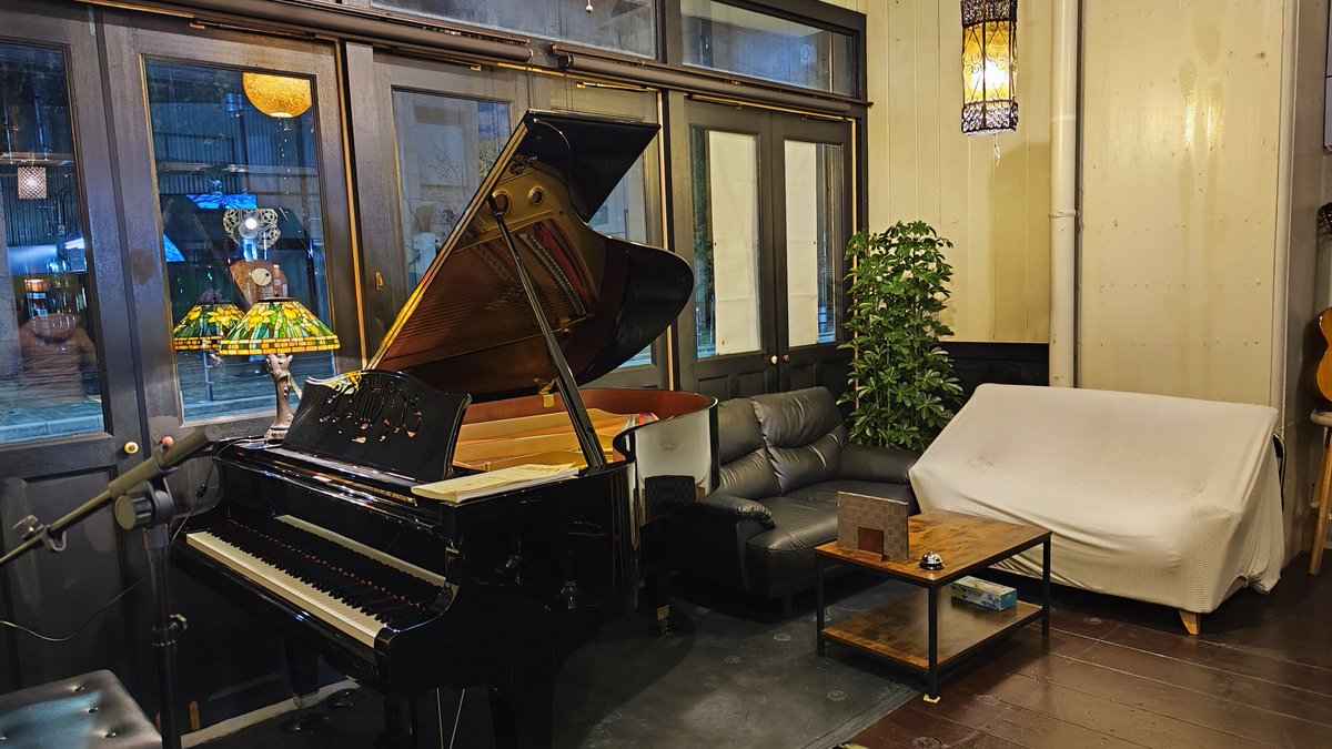 2時間ほぼぶっ通しで
合わせ練習したあとの
さらにピアノ😂

<a href="/oko_n_oko/">𝑂𝐾𝑂🍓𖤐⡱</a> さんと一緒です🎶