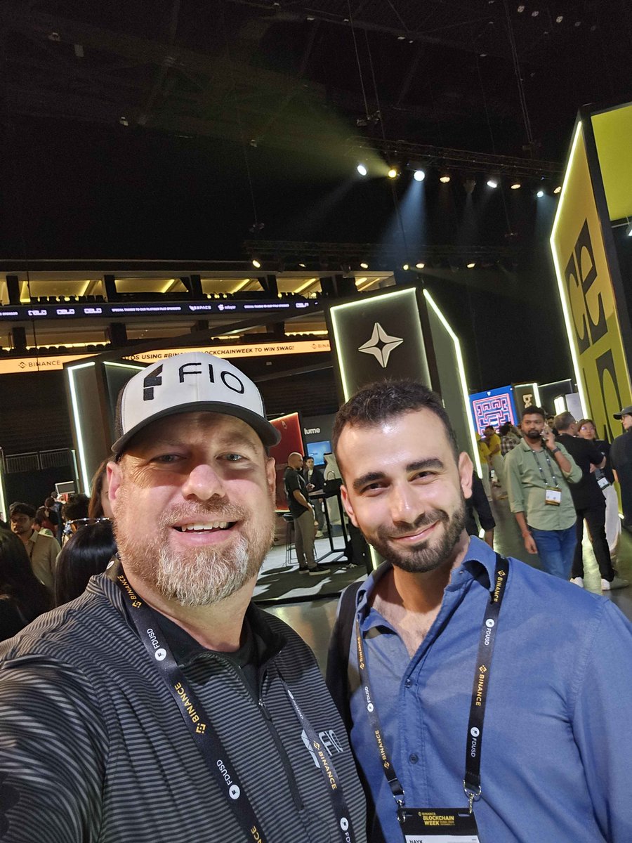 Day 1 at #BinanceBlockchainWeek2025 🔥

Great energy and even better conversations. Always a pleasure connecting with builders and partners across the ecosystem - including <a href="/web3hayk/">Hayk | theintrocall</a> , <a href="/missteencrypto/">Randi Hipper</a> , Al-Amin AlBakry, and Sami from <a href="/TrustWallet/">Trust Wallet</a> .

If you're at #Binance