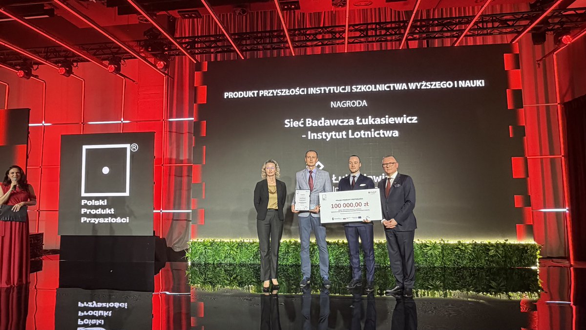 Łukasiewicz tweet media