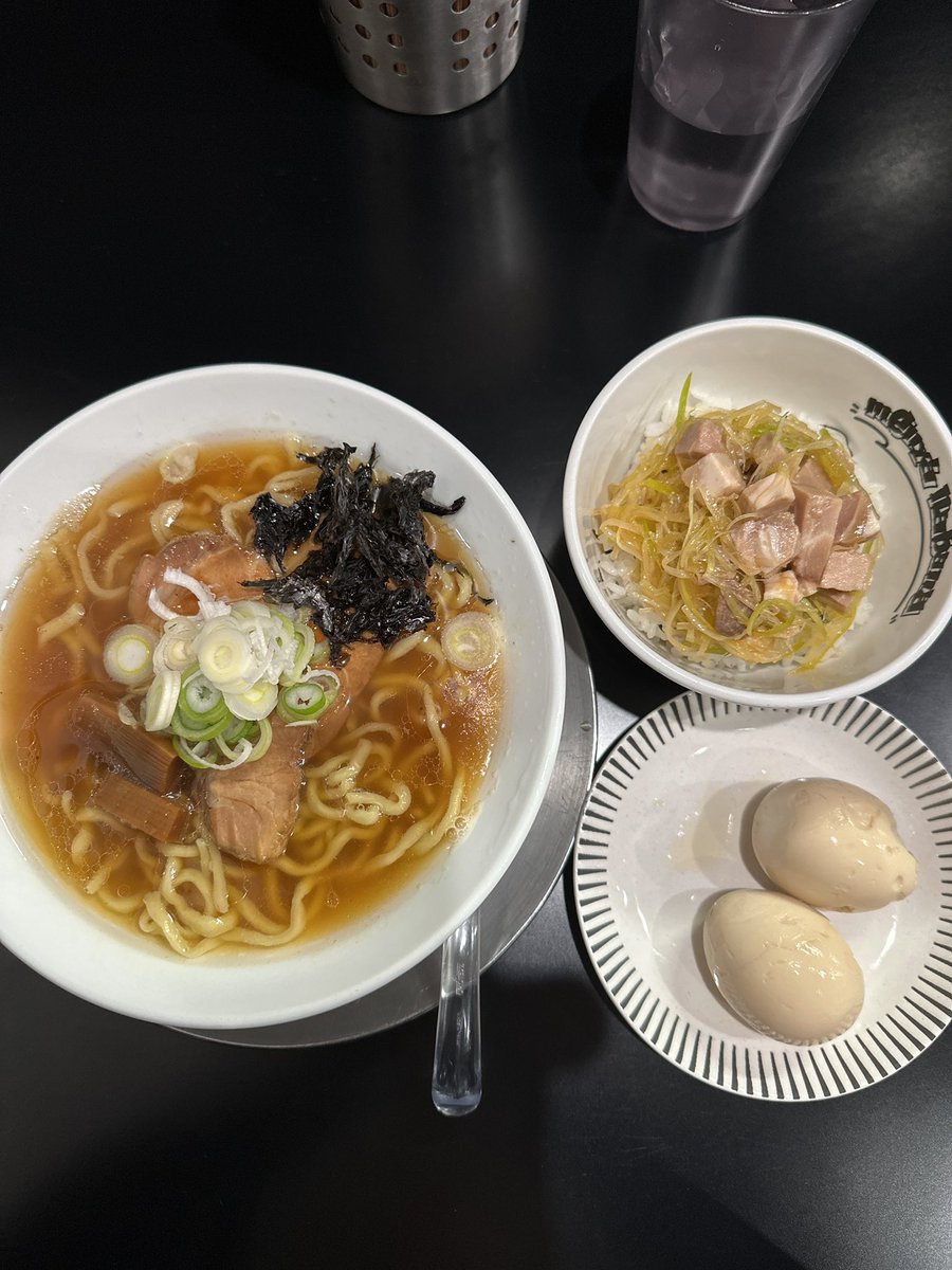 RT @uXiPmsHpL3LEdBI: 🌼menya787🌼 🍜NEOクラシック中華そば🍜 花