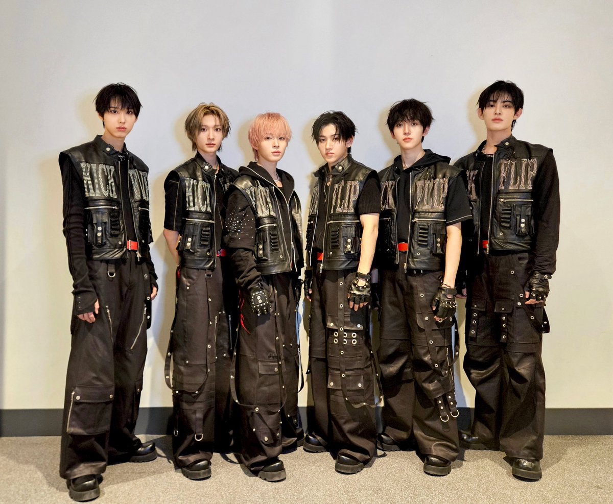 kickflip_jype's tweet image. 📸ᴋɪᴄᴋᴋɪᴄᴋᴅᴀʏ

2025 MAMA AWARDS 
Pre-Opening Stage

#KickFlip #킥플립 #2025MAMA