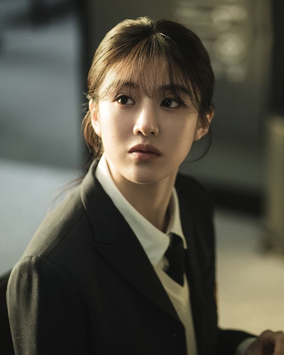 go younjung tweet media