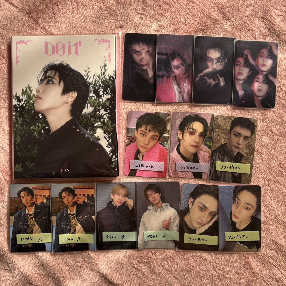 pi__tann15's tweet photo. @ai00420 検索より失礼致します🙇‍♂️
当方アコーディオン🐺、🦊どちらも所持しているのですがこの中でアコーディオンフィリックスと交換可能なトレカありますでしょうか。
フィリックス2種どちらも求めているためどちらでも大丈夫です。
ま止めてではありませんがご検討お願い致します🙇‍♂️ https://t.co/eDnkA5fhTS