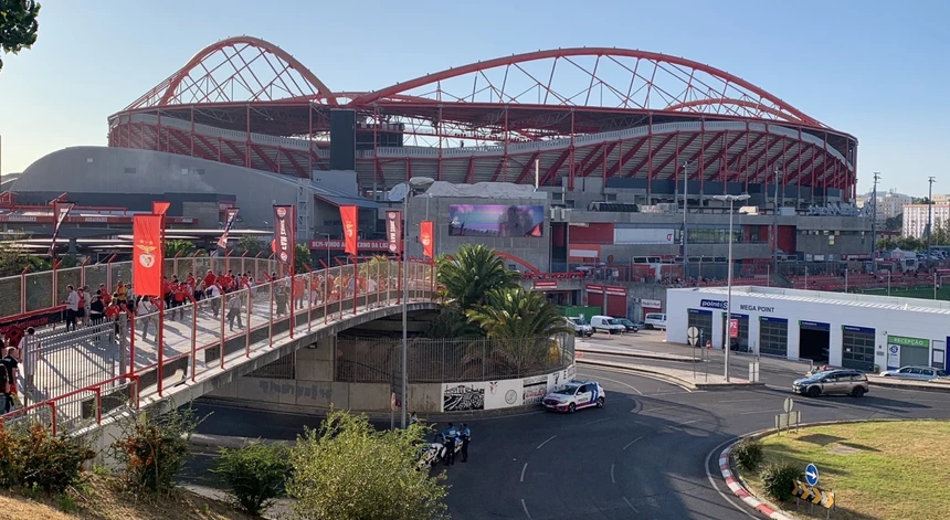 AGE Benfica District

Começo por saudar a novidade de a AG ser transmitida para todos os associados, algo pedido por muitos Benfiquistas desde, pelo menos, 2020. 👇