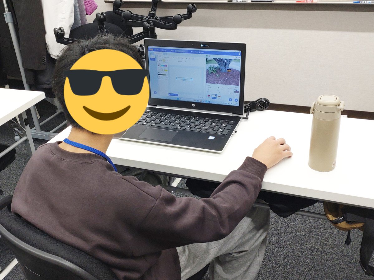 it_lecture's tweet image. 来月から基礎コースを卒業して中級になります。
今までは適当にやっても動いていればOKみたいなところもあったけど、ちゃんと動きを考えて、考えた動きを実現するプログラムは結構大変。
少し中級モードに入って悩みながらお勉強！

AB-Netキッズプログラミング講座 abnet.co.jp/kids/

#キッズ