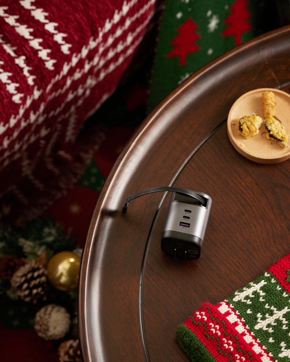 UGREENOfficial's tweet image. 🎄 The UGREEN Holiday Season is here! To kick off the festivities, we’ve prepared a special giveaway to spread more cheer!
Learn more on our FB or IG pages
#UGREENXMAS #tech #christmas #holidayseason #UGREENatBestBuy