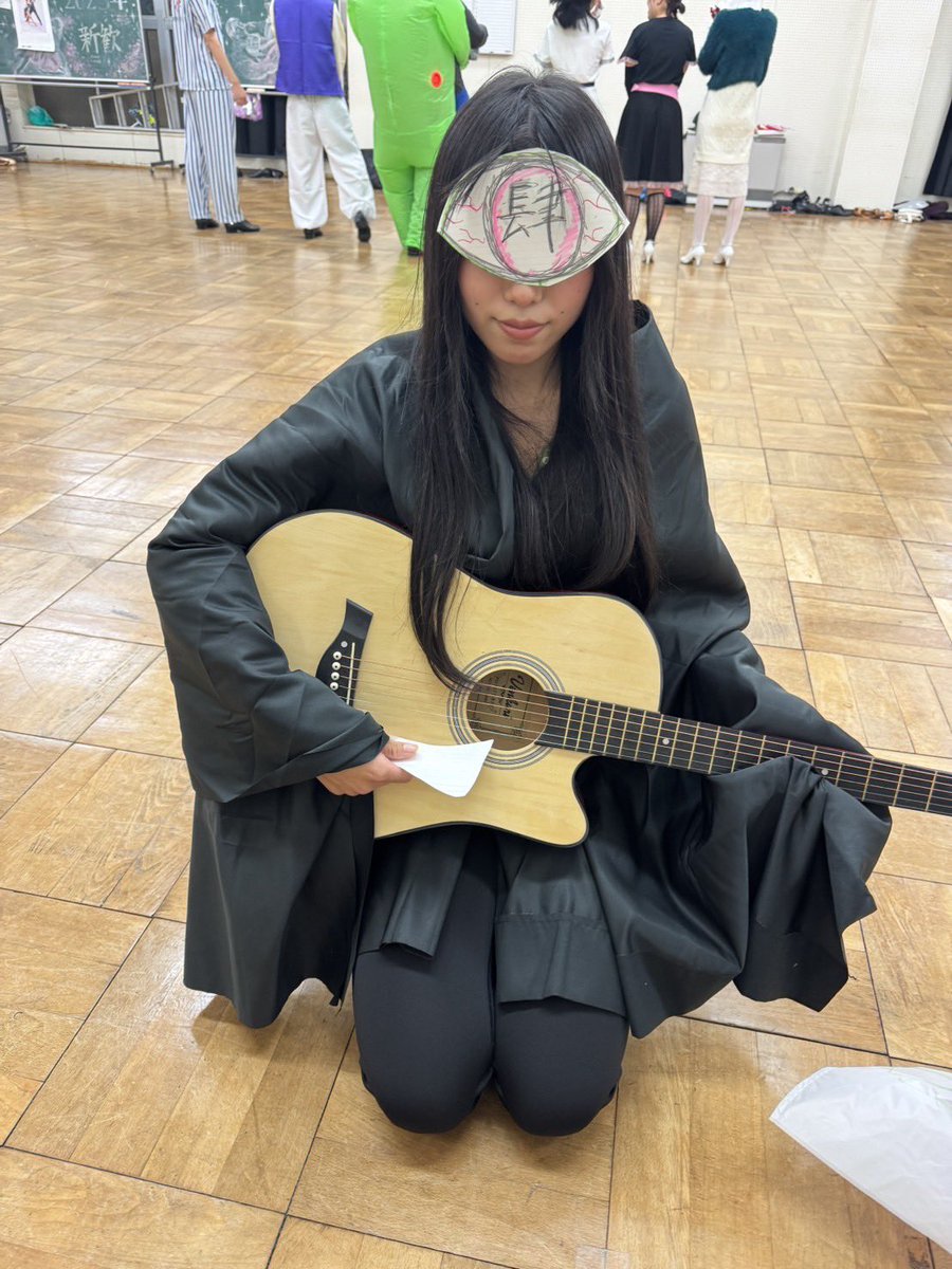 952 小竹・森谷組 R

忙しくてもなんやかんや要領よくこなす🥳やればできる男、プラ丸🕺🩺🔥

PCが壊れて音楽が流せない😭‼️そんな筑波舞研のピンチを救ってくれたゴルカム👩‍💻💖

飼ってる鳥にチャチャとパソと名付けたものの、今年踊るのはなんとルンバ🦜🎶
2人が魅せるエモエモルンバを見逃すな❣️