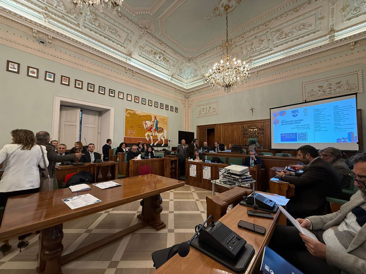CISLFoggia's tweet image. Cisl Foggia presente a rendicontazione sociale 2024 #Inps Foggia - @CostantinoCisl “Istituto deve essere #riferimento territorio, costruendo #percorsi condivisi con sindacati, aziende, #istituzioni e creando legame con #lavoratori, vulnerabili e #giovani per #futuro dignitoso”