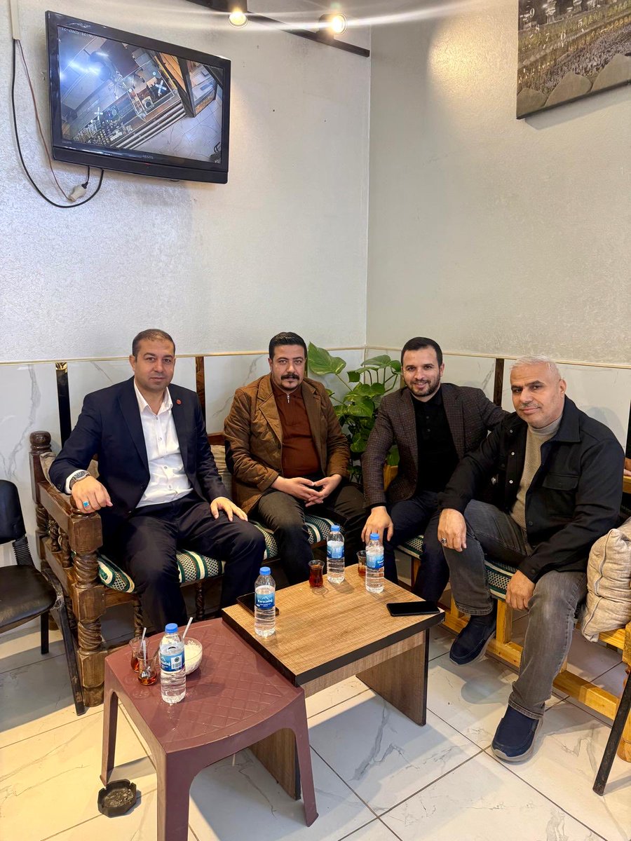 Bölgemizin Güzidesi, Büyükşehir Meclis Üyemiz kıymetli Abim Ali Samar ‘a hayırlısı olsun ziyaretinde bulunduk.
Bol kazançlar diliyorum .
<a href="/Alisamar63/">ALİ SAMAR🇹🇷</a> <a href="/avnecmi_solhan/">Necmi Solhan</a>