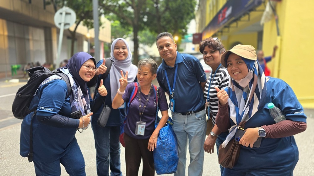 activpayroll tweet media