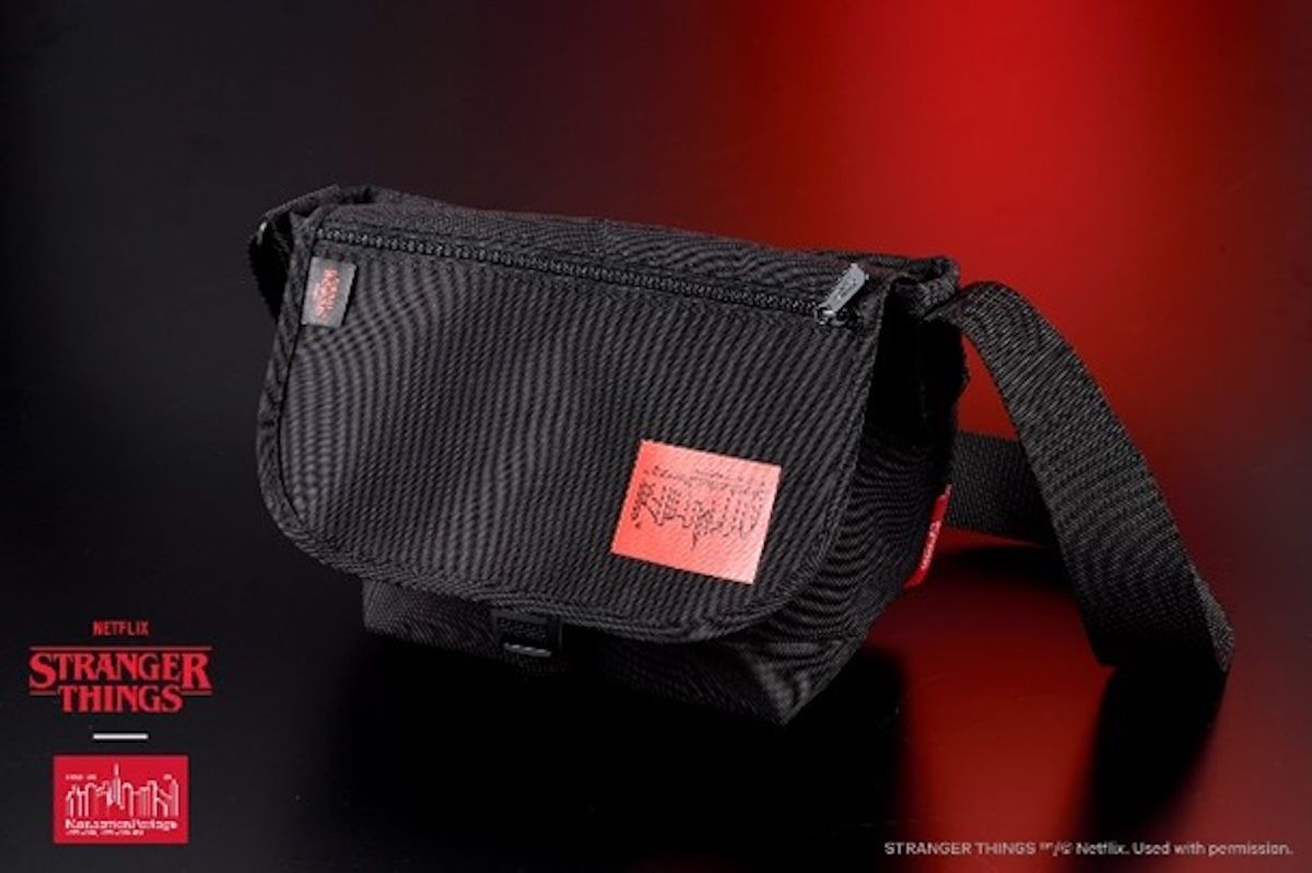 新品未使用 ストレンジャーシングス ロフトマンハッタンポーテージ バックパック ブラック マンハッタンポーテージ【ロフト限定