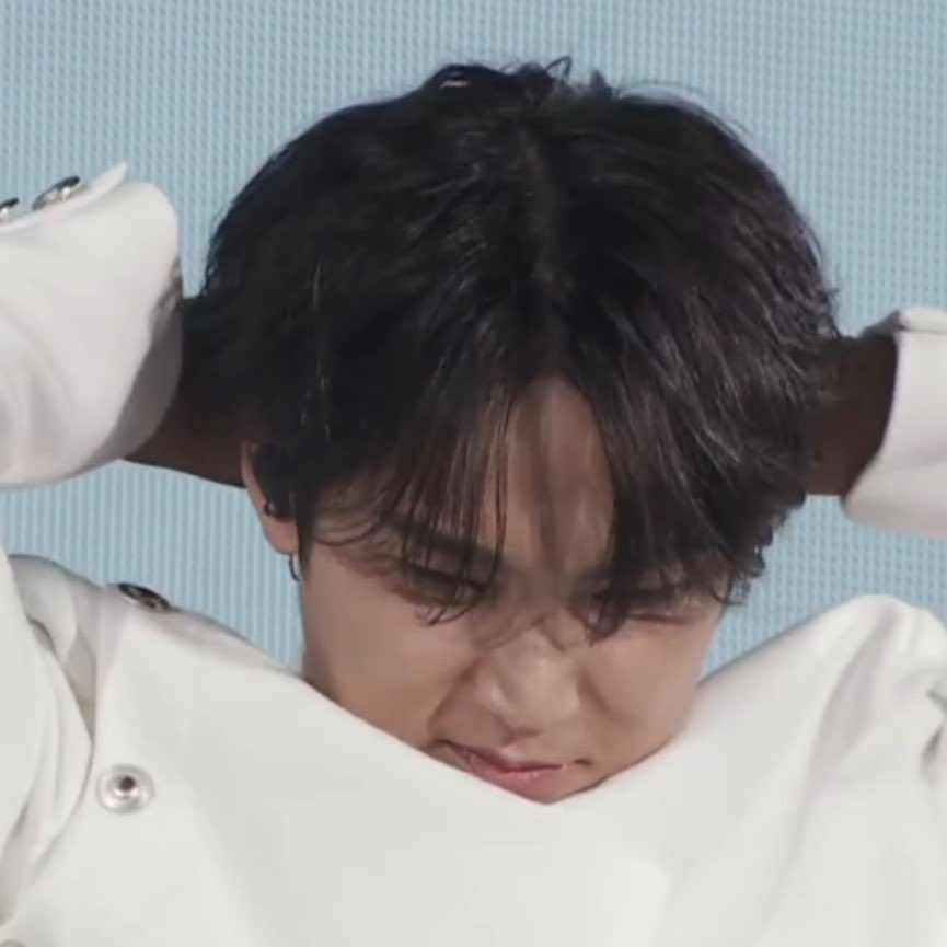 mongguri89's tweet photo. 😭🤏 https://t.co/WnD4Ym3fZc