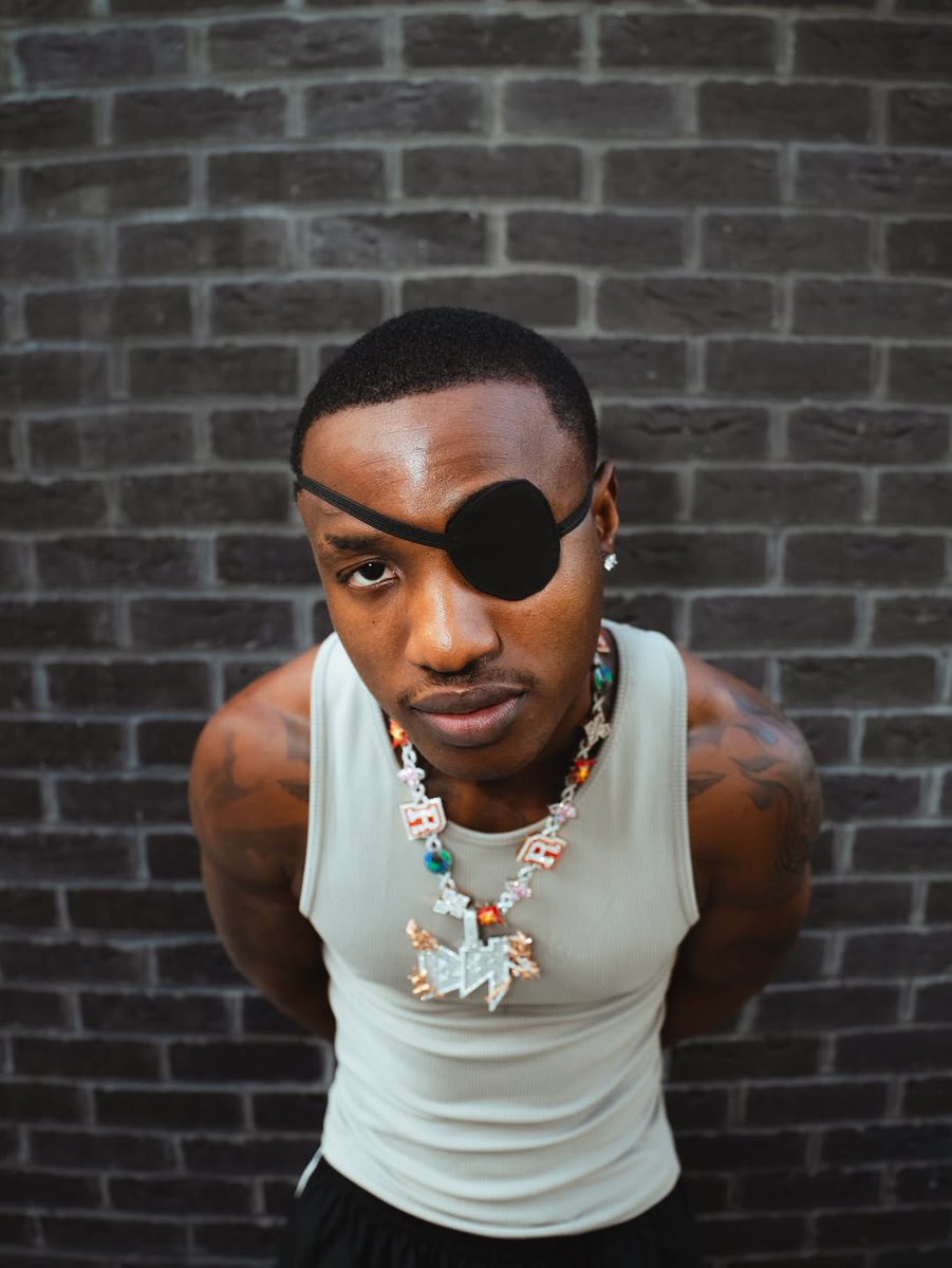 MusiqFro's tweet image. 🚨 Out this midnight 🚨 

Shallipopi x Ruger
&quot;Rockstar&quot; 🎵