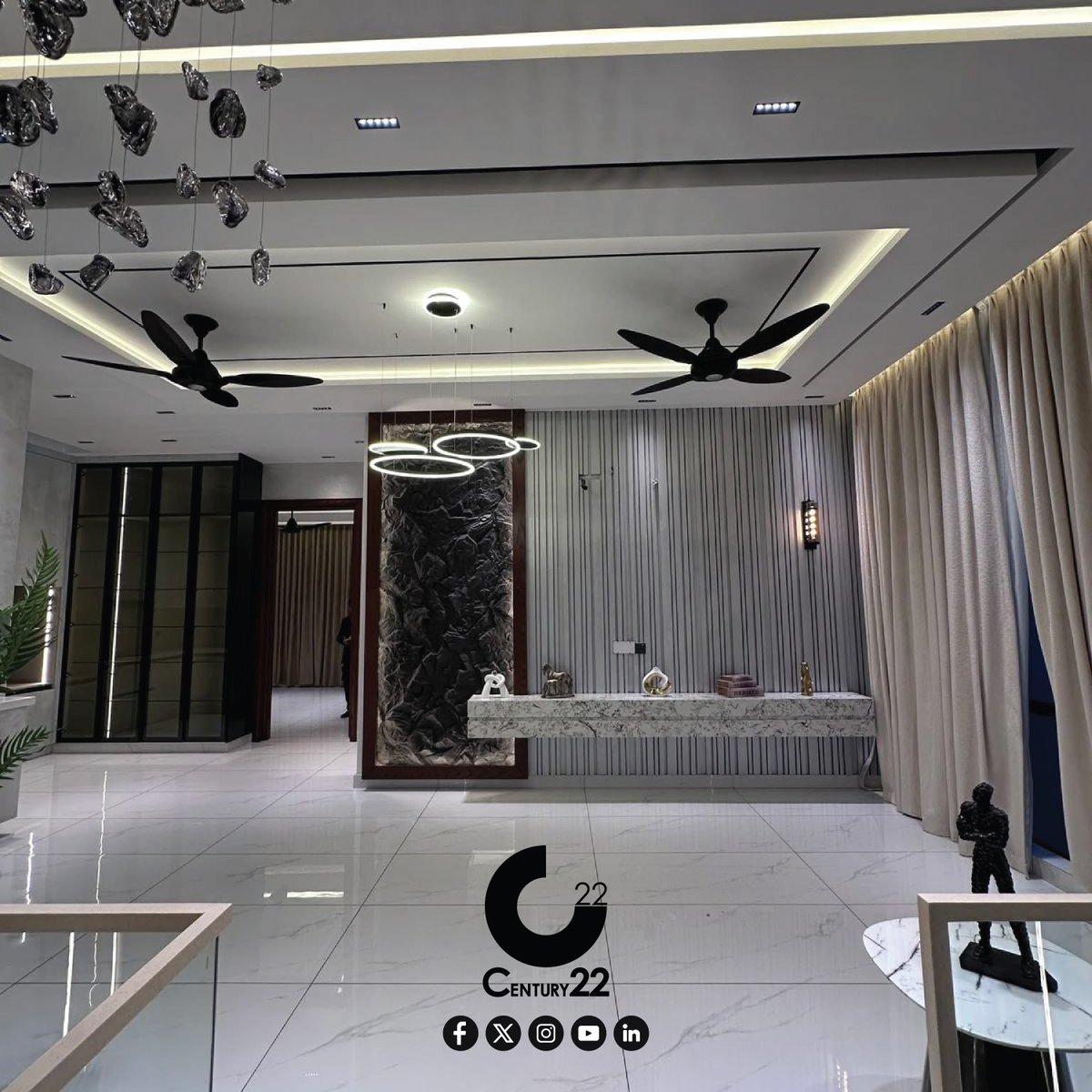 century2200's tweet photo. 10 Marla House for Sale – Elegant Design at an Unbeatable Price!
Located in Sector C, Bahria Town Lahore, this stunning home offers premium living, modern architecture, and exceptional value.
Don’t miss the chance to secure your dream home!

0302-7068367 | 0324-4378246 https://t.co/sGR8LERxkf