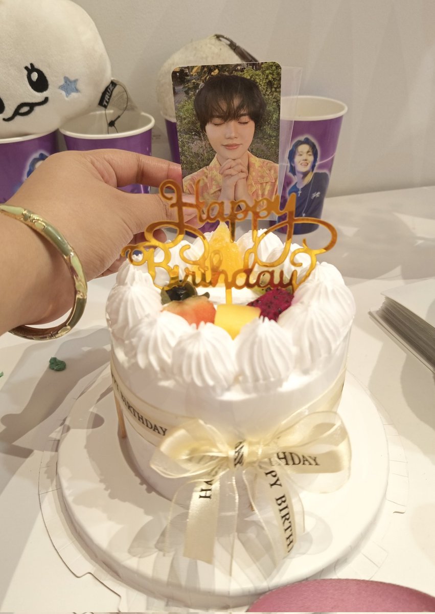 Happy birthday, my dearest Dobby! 
May all your wishes come true!✨

Da22ling Years with Doyoung
#DoyoungOur1204Miracle 
#나에겐_너하나야_도영_생축 
#きらめく冬の星はドヨンちゃん 
<a href="/treasuremembers/">TREASURE</a>