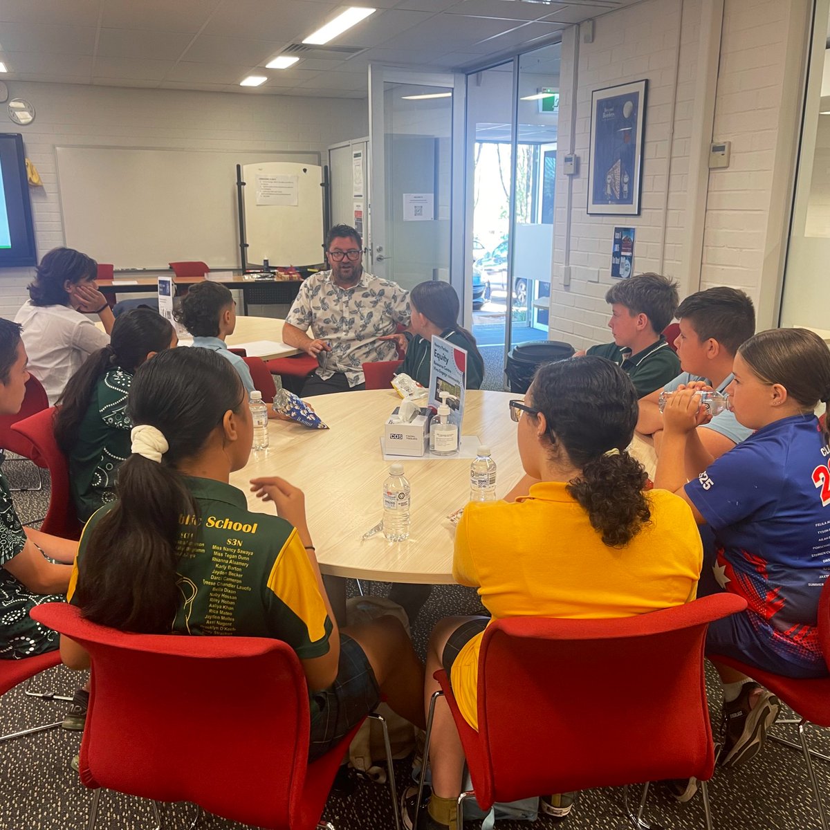 Tom Moth tweet media