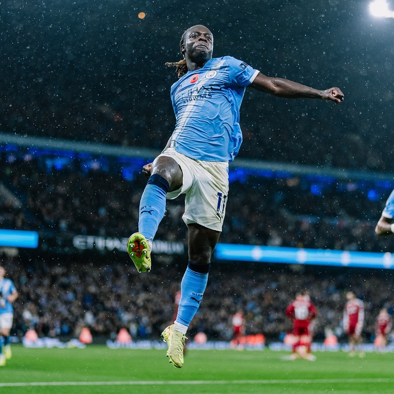 ManCity's tweet photo. 👏 @JeremyDoku has been nominated for November's @premierleague Player of the Month award! 🩵

Vote for him here ⤵️