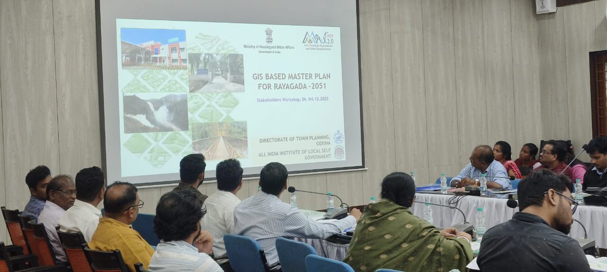 PmuDudaRayagada's tweet photo. Today the District level Inception meeting on SAHAJOG initiative, the first interaction workshop for preparation of Master plan/CDP in Rayagada municipality and DUDA review meeting was conducted by Collector and PD DUDA Rayagada. https://t.co/RuyNK6asn4