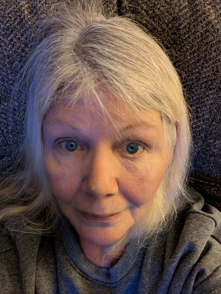 JudyKSwafford8's tweet photo. Bed head's up,.. don't ask, I won't tell. This head🤦🤷 Anyways, coffee's on https://t.co/zkCkgASNpw