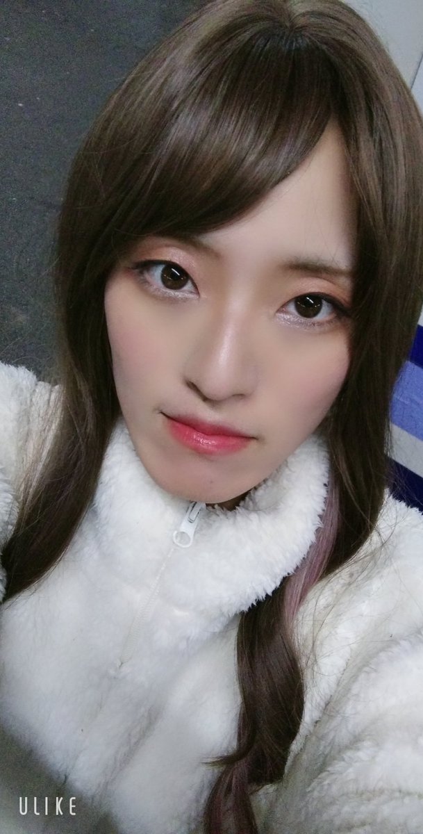 今日久々出勤なんだけど、地毛の短髪がダメなためウィッグ携えて出勤する💦怒られたら帰りますm(_ _)m流石にバレる？