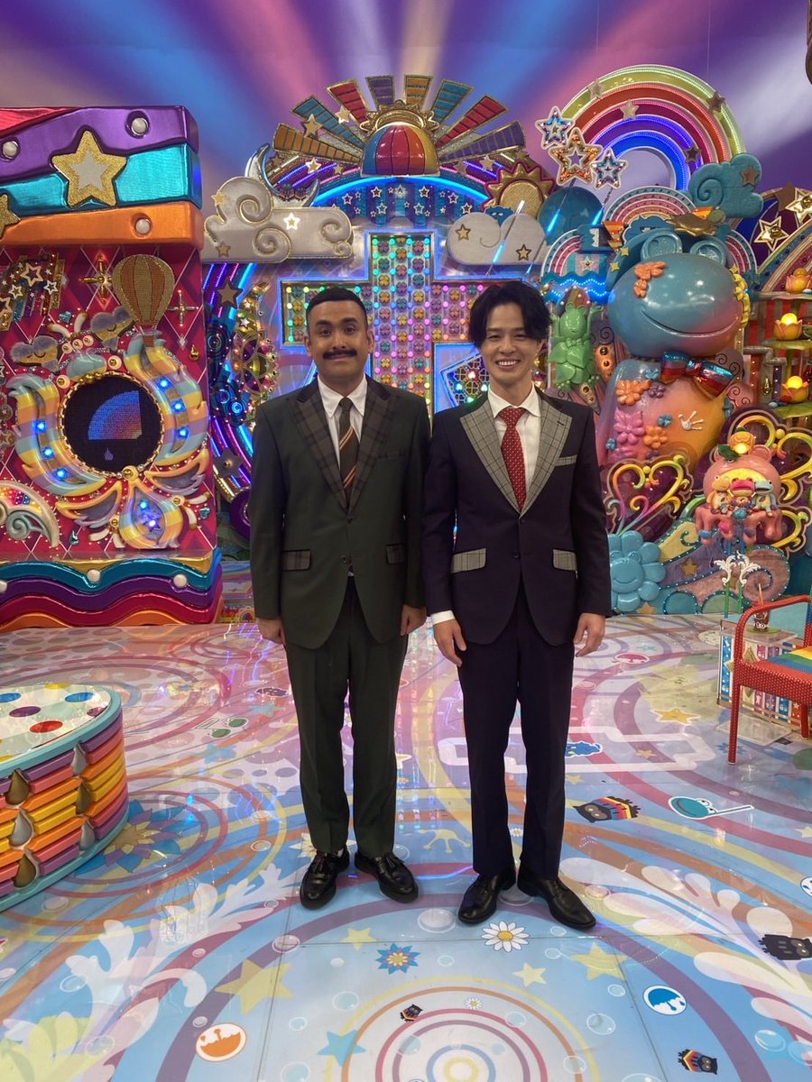 芸歴16年目。

ついにアメトーークに呼んでもろたよ､､､。

12/13です。

サイコー！！