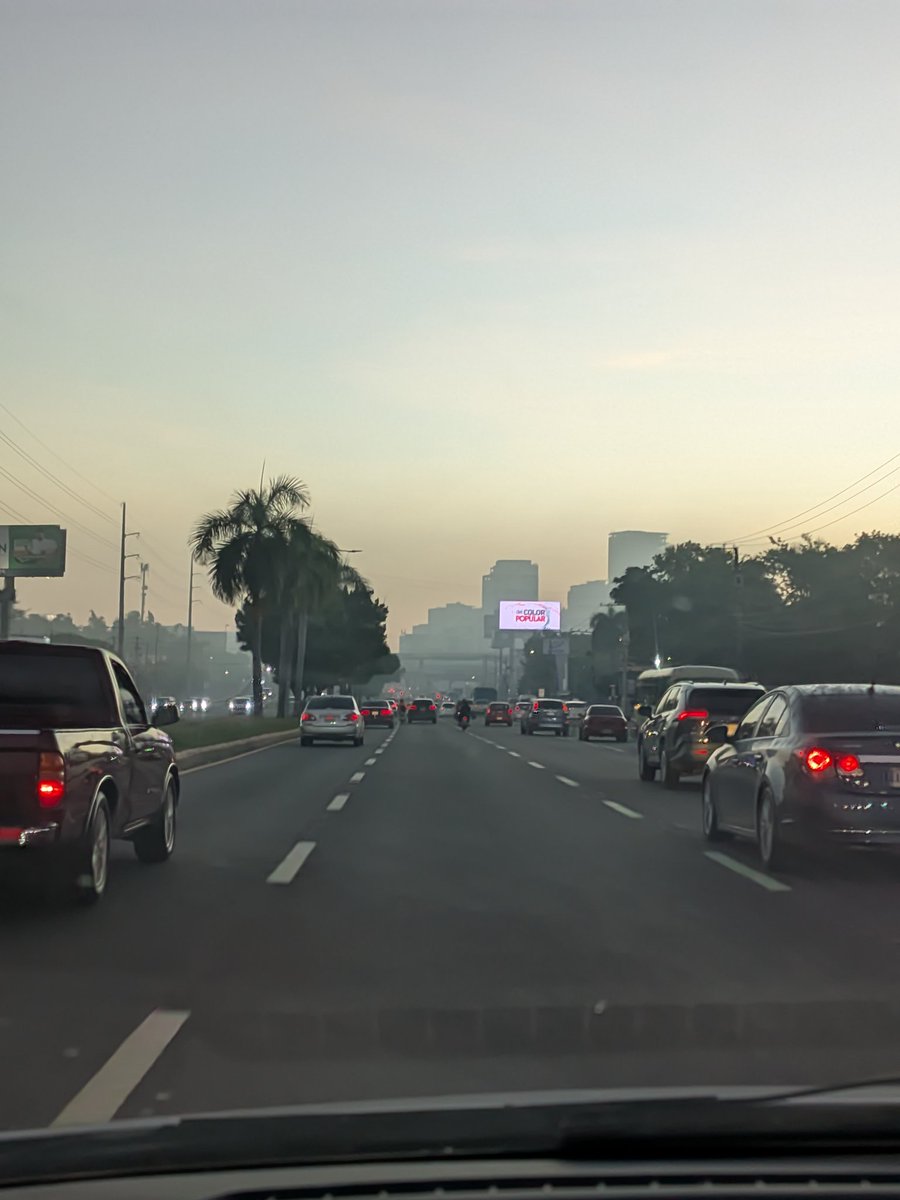 Se registra neblina en Santo Domingo Al iniciar la mañana este jueves 4 de diciembre.