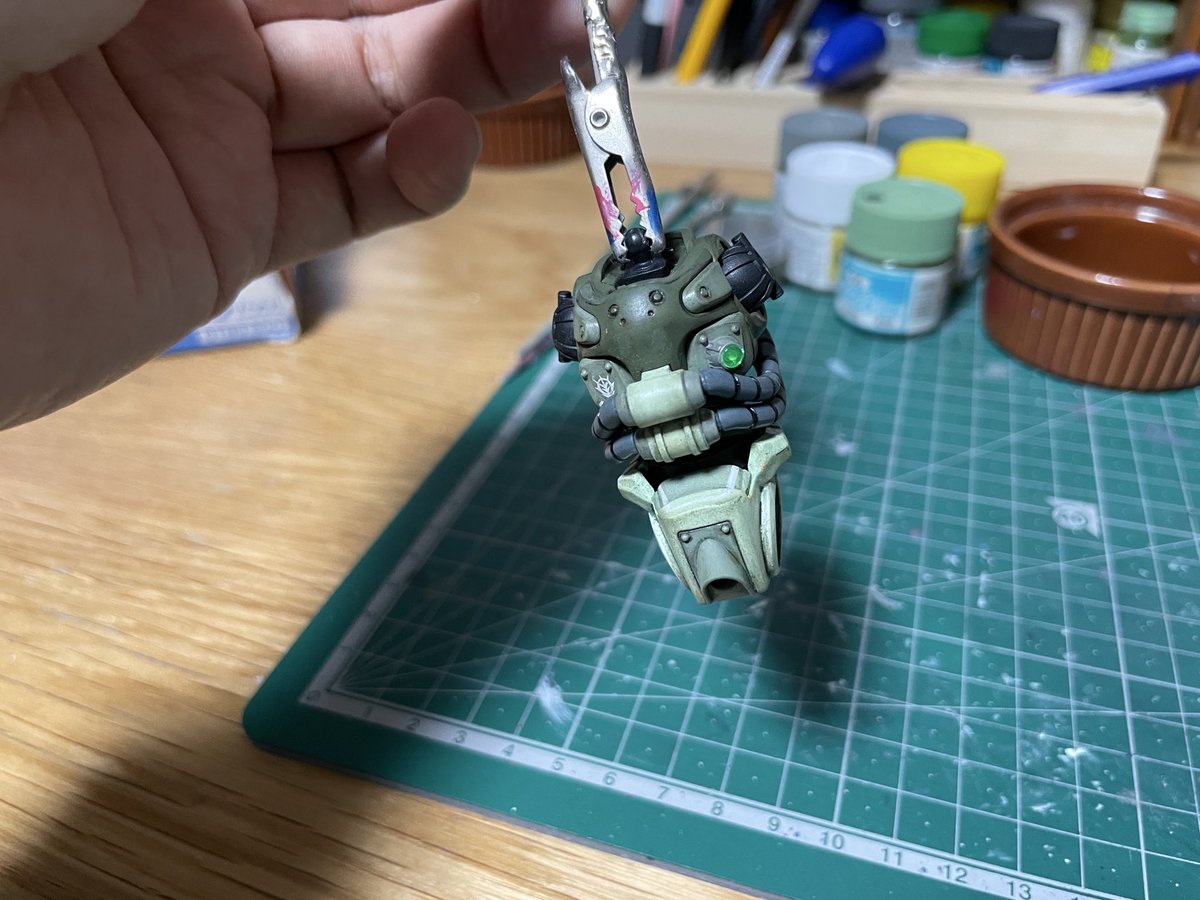 胴体完成😸センサーっぽいのをつけてみました。

#ザク  #ジークアクス　#ZAKU