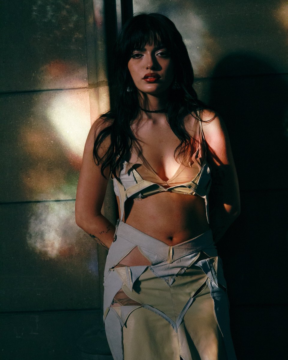 NEWS】羊文学、「Burning」&「そのとき」Remix収録の最新アルバムDX