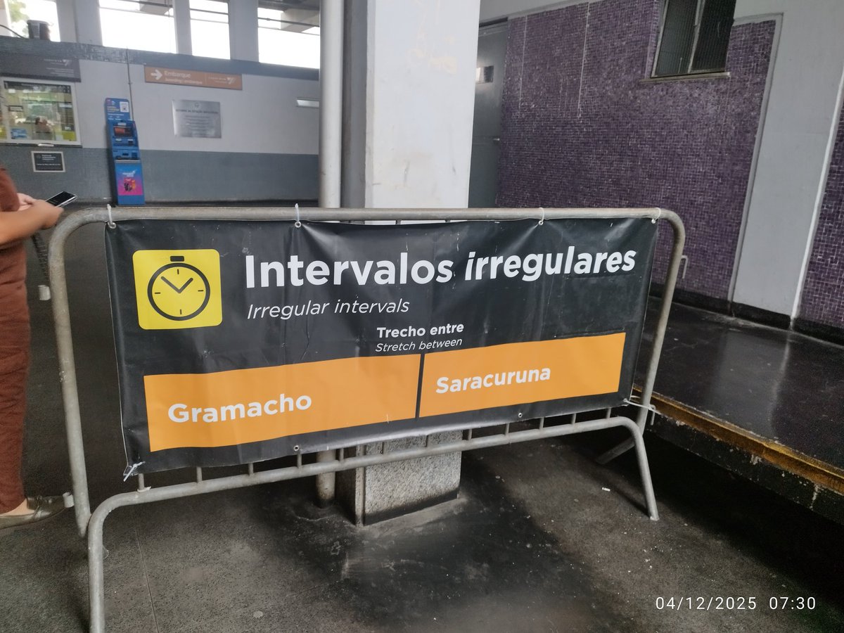 Douglas_Caxiass's tweet image. Bom dia. Ramal Saracuruna com intervalos de 60 minutos. O que ocorre @SuperVia_trens @agetransp ???
@claudiocastroRJ @SINDICODACIDADE @CidadaoInforme @flaviofachel @silvanaramiro @donapaulasantos @bandnewsfmrio @cbnrio