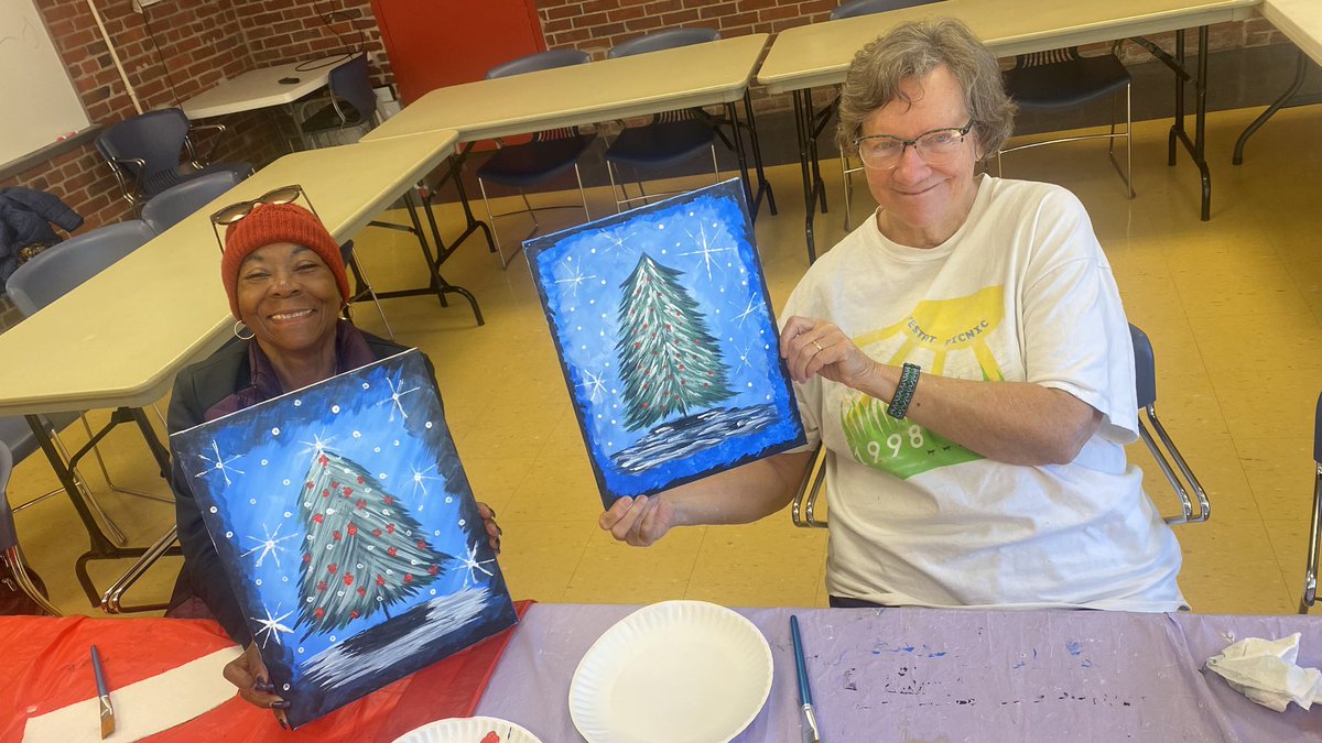 _scottclarke's tweet image. Sometimes smaller classes can be a relaxing and enlightening experience! A great little ARTRAGEOUZ morning with these two ladies at Annapolis Senior Center! #teachingartist #scottclarke #artclass #painting #artforseniors #weaintdeadyet #sexyseniors #art #scottclarkestudio