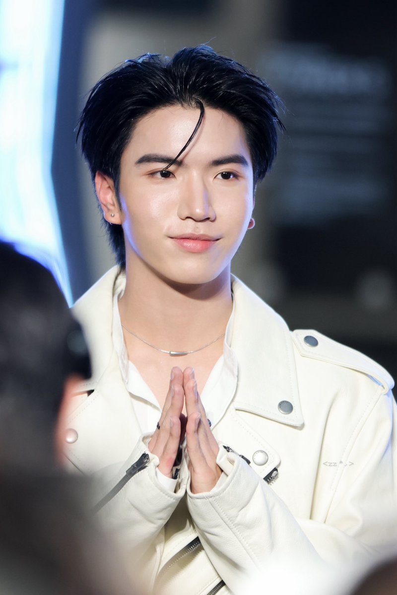 chakung's tweet image. น้องคีน 🍀✨ @keenkeno_sp 

CLOVER AT SPOTIFY TH 2025

#SpotifyWrappedLiveTH2025
#keenkeno