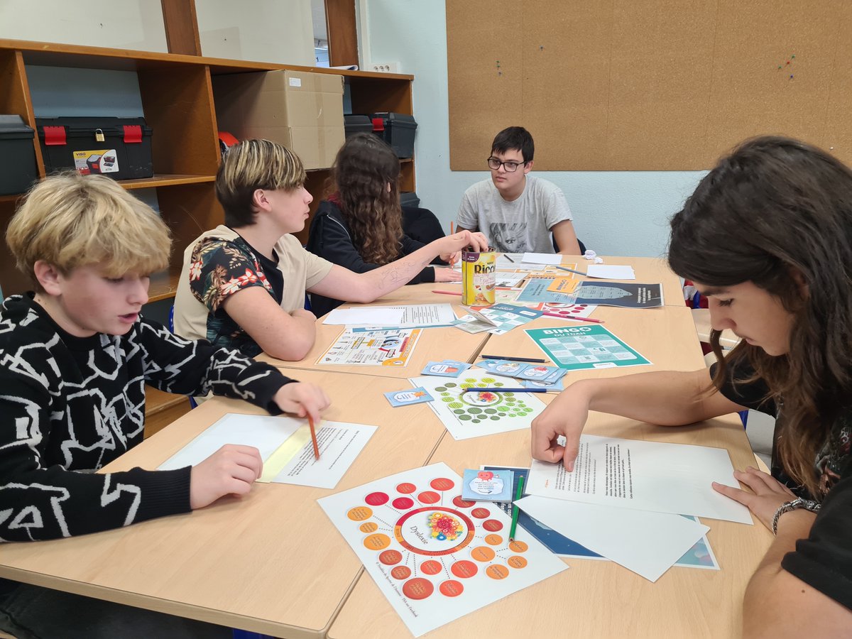 Journée de sensibilisation aux #handicaps visibles et invisibles sous forme d'ateliers pour tous les #lyceens pour une école plus inclusive 👏

#chep78 #ecoledusavoirvert #lycee #laventureduvivant #enseignement #enseignementagricole #handicap #journéehandicap #inclusivité