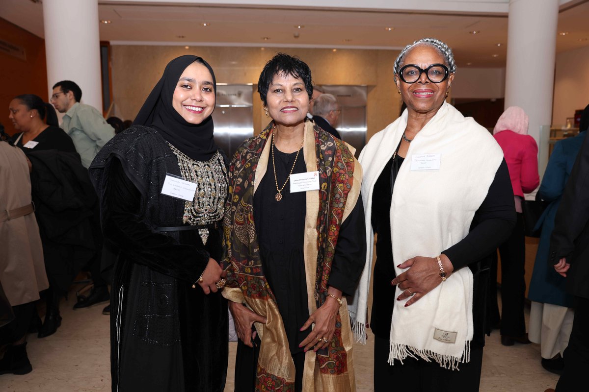 faithbelieforum's tweet image. The Dangoor Awards are all about spreading joy and light as we roll out the red carpet for London community heroes and... let's say they rock up in style. 

We'll let the dazzling outfits do the talking. 🤩

📸 © Jeff Gilbert

#LDAwards2025 #CommunityHeroes #Interfaith