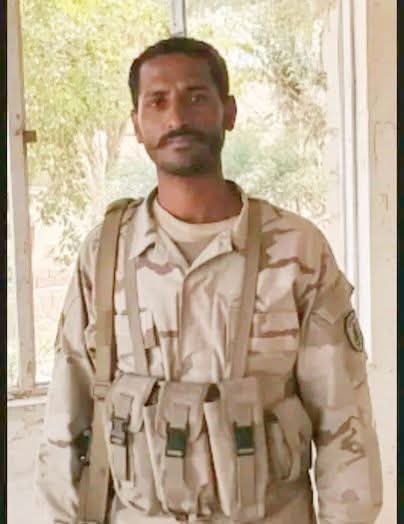 استشهاد البطل ياسر صالح البسيسي الضالعي من منتسبي القوات المسلحة الجنوبية في معركة تحرير العبر صباح اليوم الخميس.

انا لله وانا اليه راجعون 
الله يرحمه ويغفر له ويسكنه فسيح جناته.
#شبوه_تنتصر_على_الاخوان #الجنوب_كله_سيئون #المستقبل_الواعد