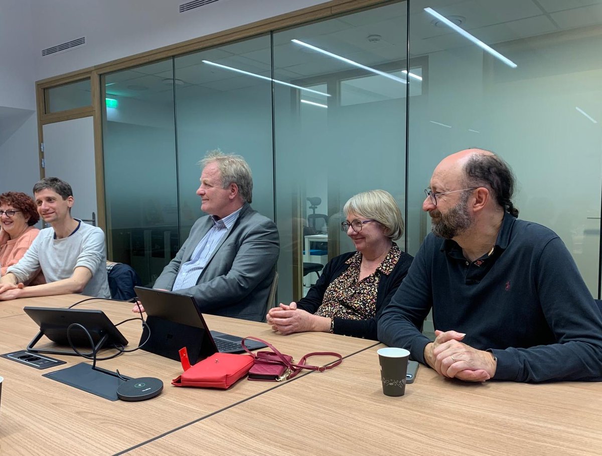 infirmierSNPI's tweet image. Le président confédéral @CFECGC @fhommeril à reçu la délégation du syndicat #infirmier turc @hepsen_2020 à l'occasion du Congrès du #SNPI : un dialogue stratégique sur l’#attractivité, les conditions de travail et la #sécurité des #soins
@GlobalNursesU
syndicat-infirmier.com/Au-dela-des-fr…