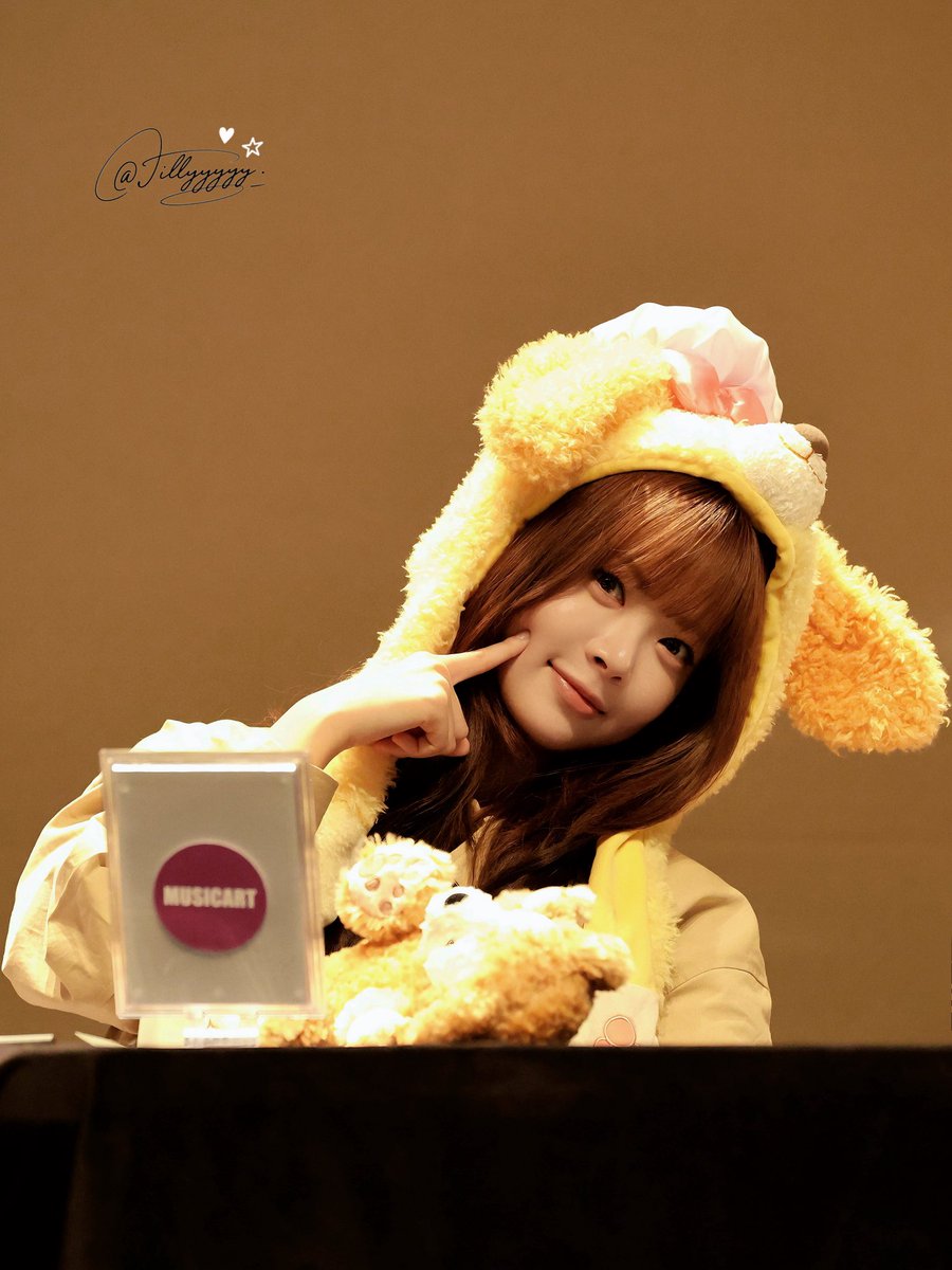 Jillyyyyyy_ tweet media