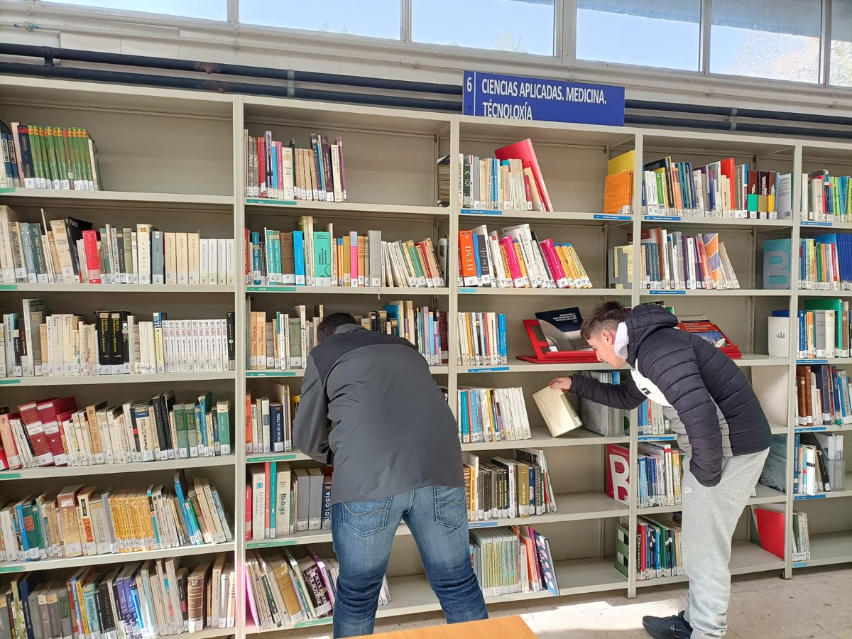 Como cada curso, os grupos de 1º comezan a recibir as sesións de formación de usuarios na <a href="/Biblioulaboral/">Biblioteca CIFP Ulaboral</a>  , para coñecer os seus servizos e a organización dos seus fondos.

#ulaboral #fpgalicia #bescolaresgal
