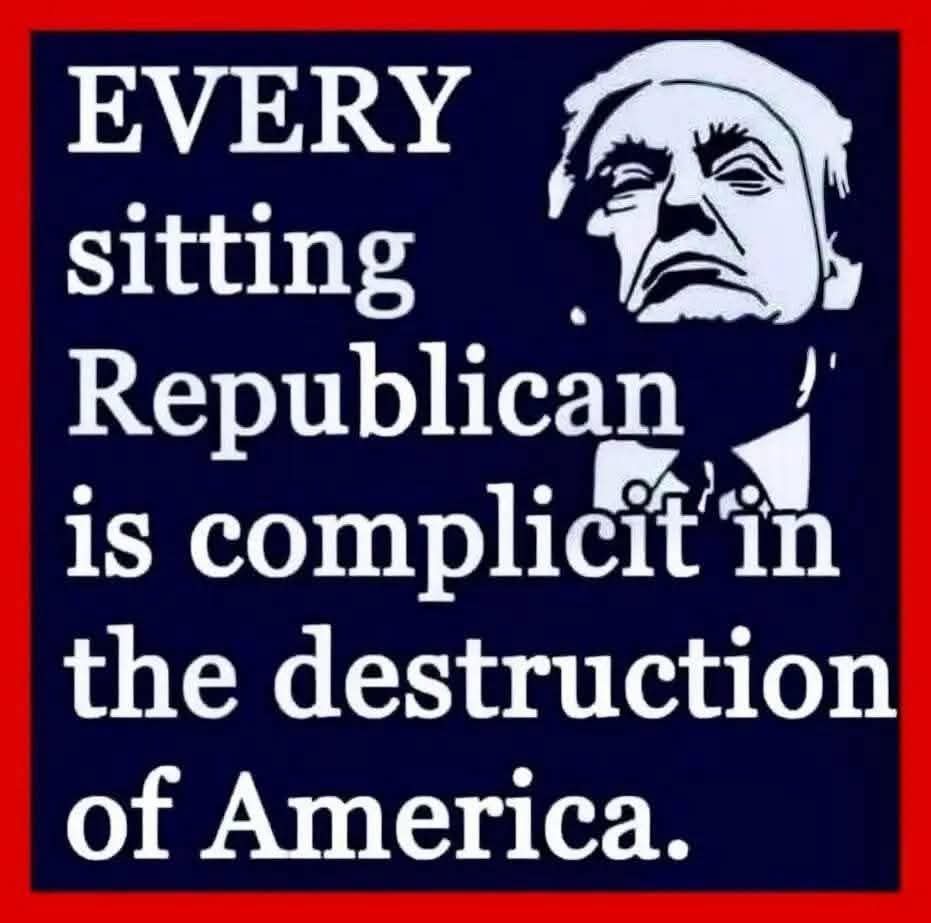 RossKneeDeep's tweet image. Never forget...